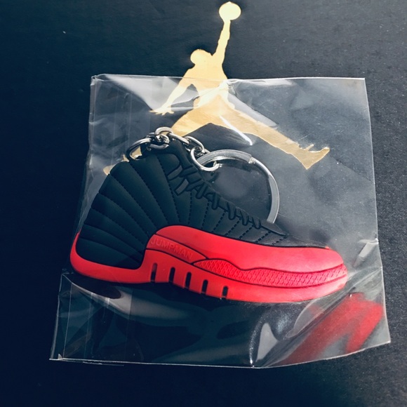 ANY 10 key chains $25 - Picture 5 of 5